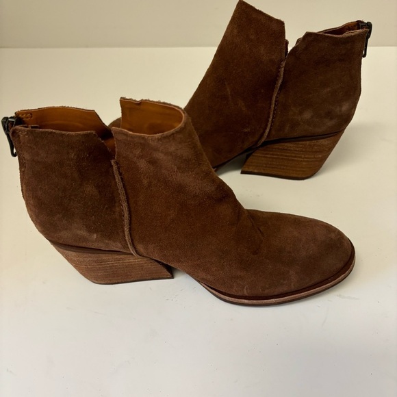 KORK-EASE Chandra Stacked Wooden Heel Boot Sz 6M - Picture 5 of 8